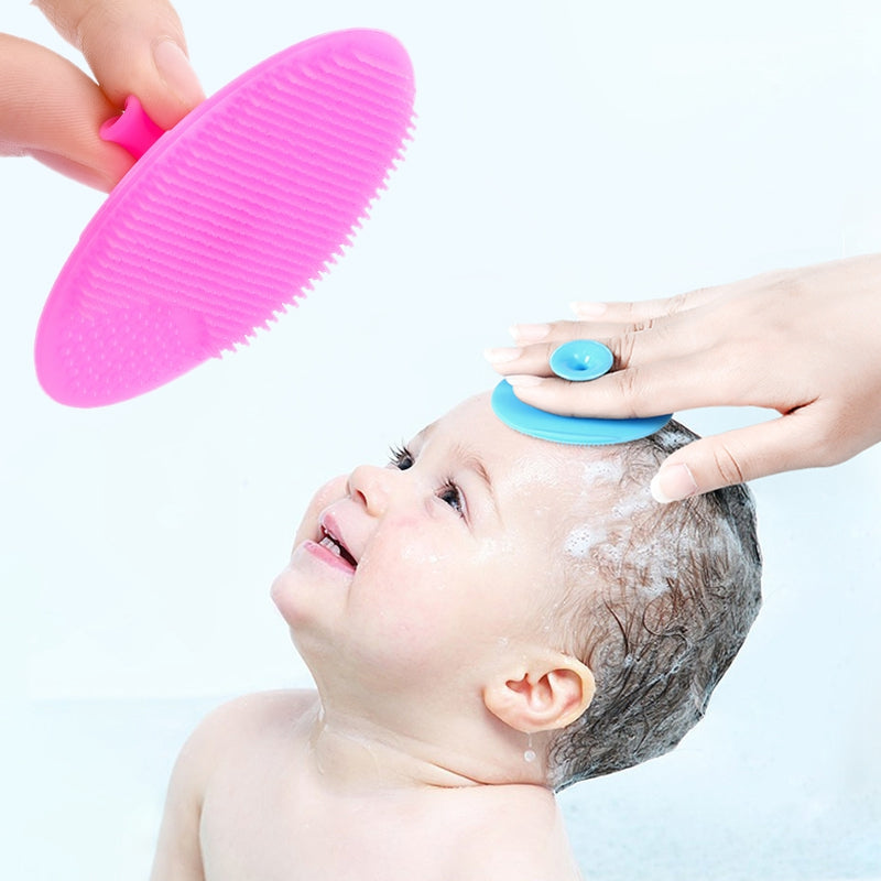 Escova de Banho de Silicone Macio para Recém-Nascidos – Cuidado Delicado para a Pele Sensível do Bebê 💛👶